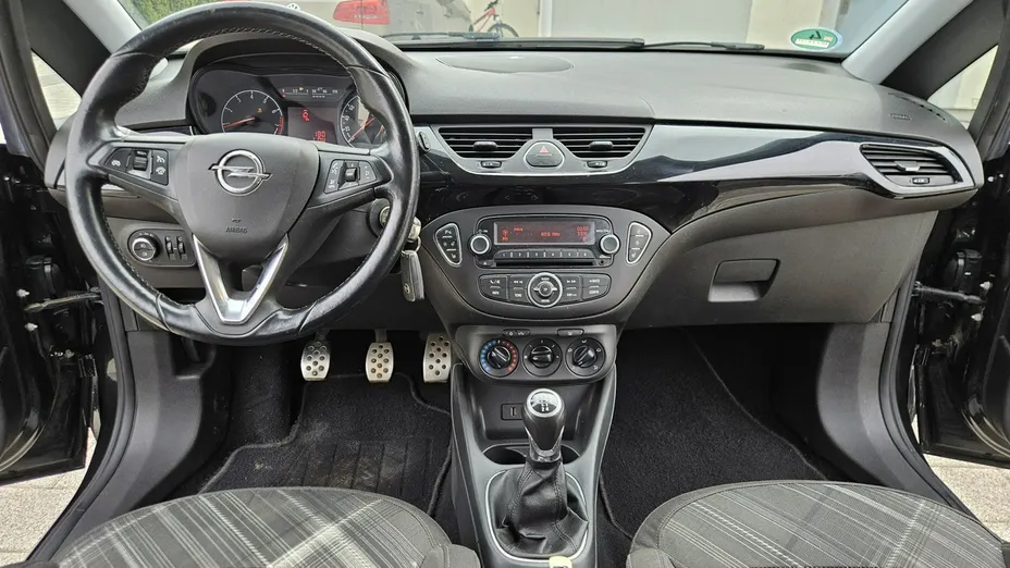 OPEL Corsa -