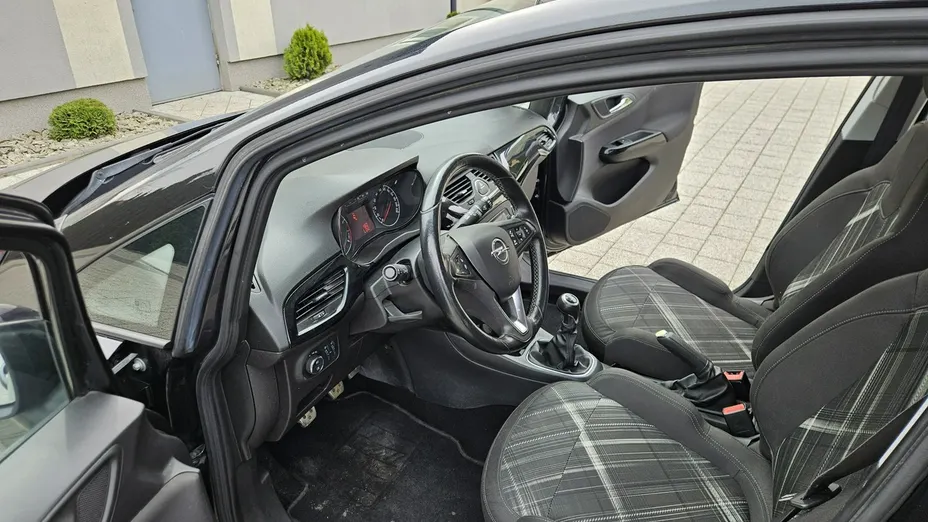 OPEL Corsa -