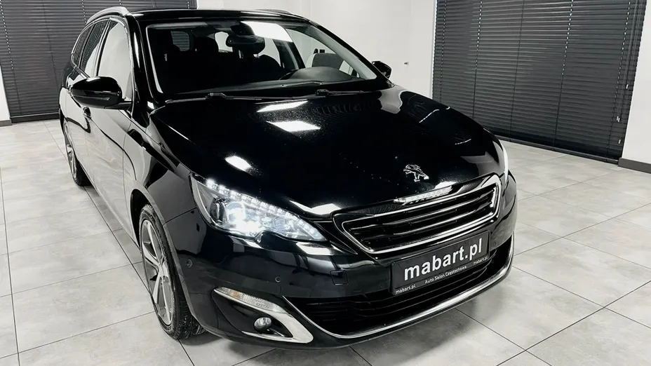 PEUGEOT 308 -