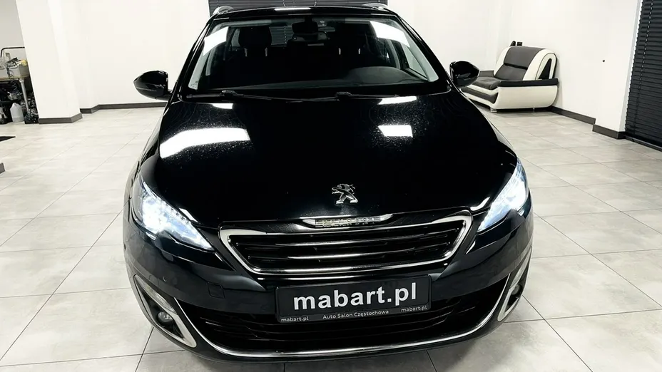PEUGEOT 308 -