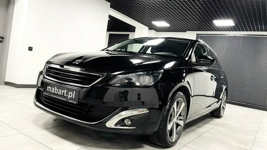 PEUGEOT 308 -