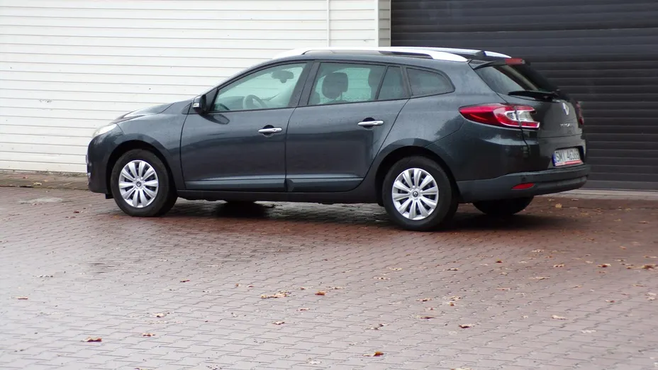 RENAULT Megane -