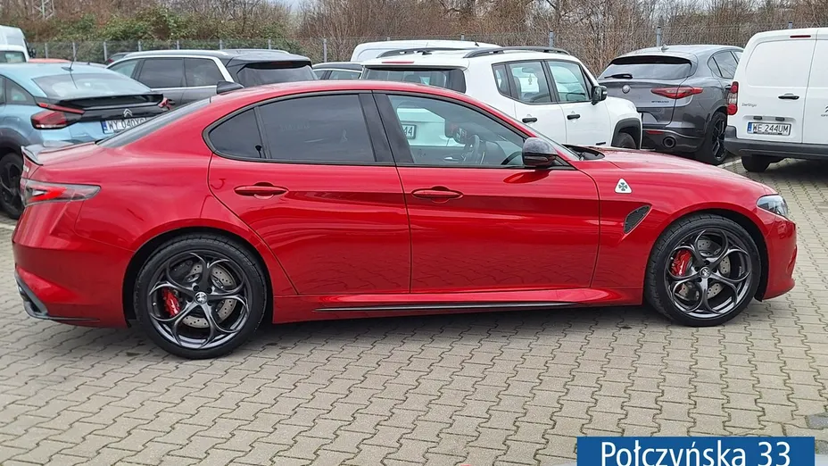 ALFA ROMEO Giulia -