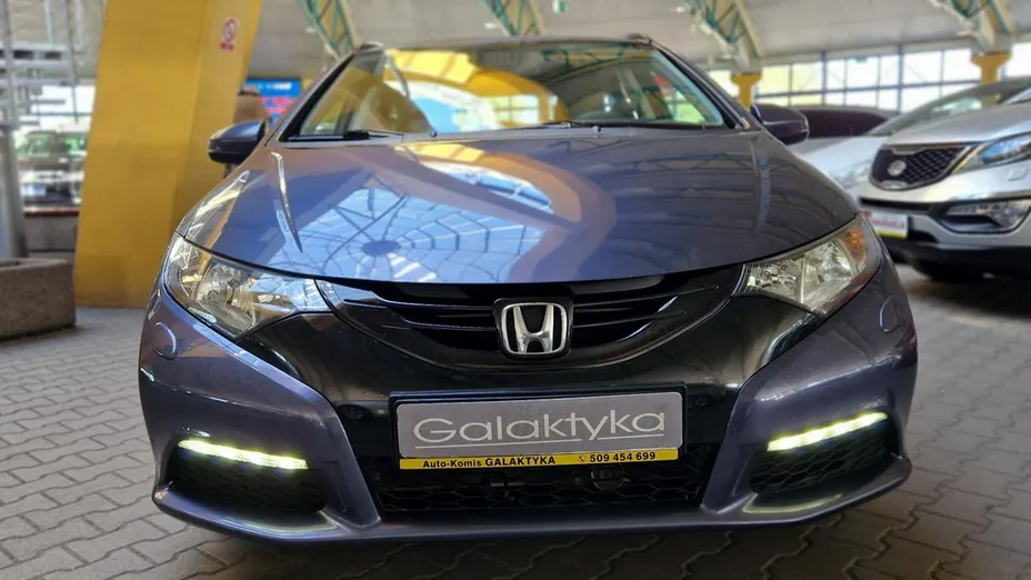 HONDA Civic -