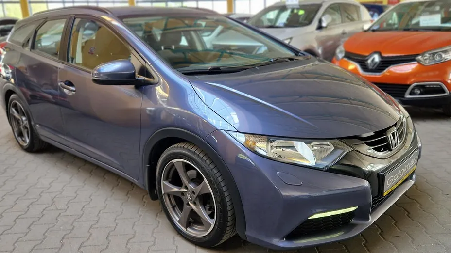 HONDA Civic -
