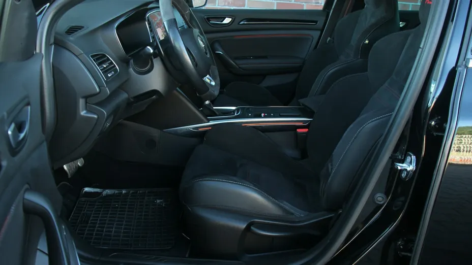 RENAULT Megane -