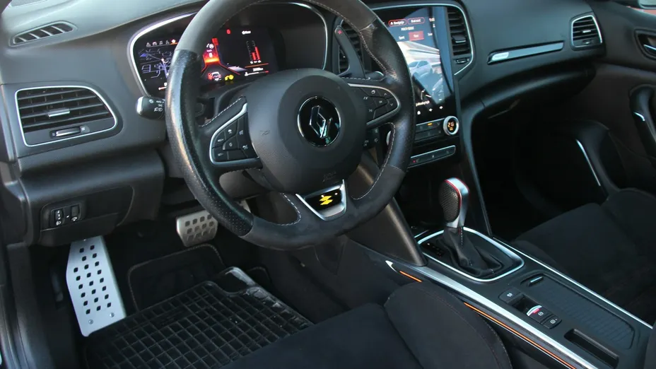 RENAULT Megane -