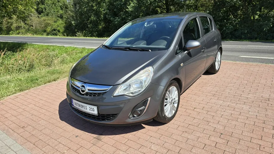 OPEL Corsa -