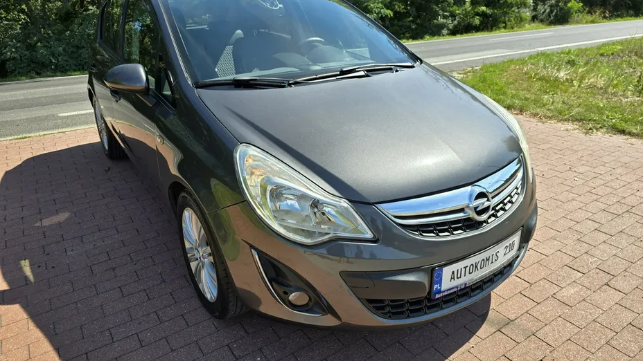 OPEL Corsa -