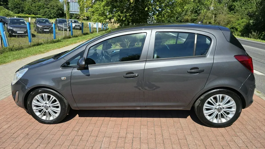 OPEL Corsa -