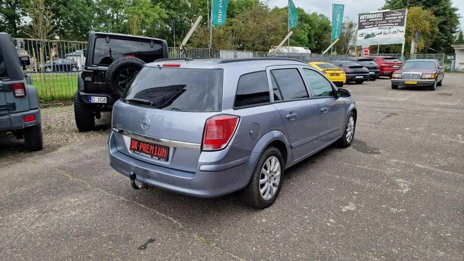 OPEL Astra -