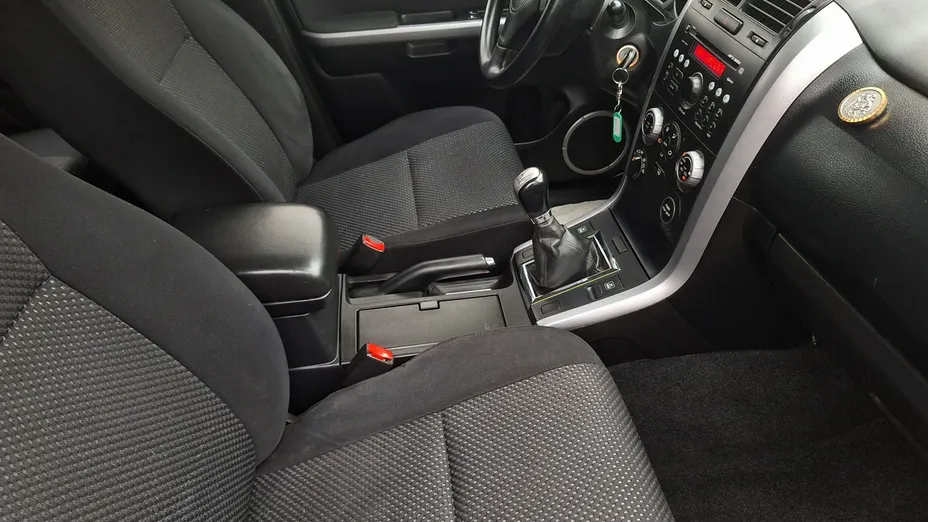 SUZUKI Grand Vitara -