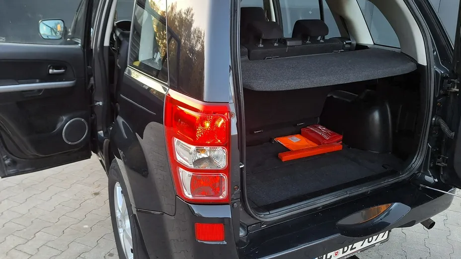SUZUKI Grand Vitara -
