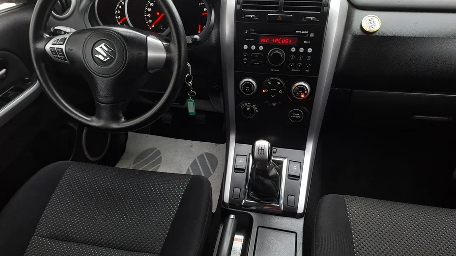 SUZUKI Grand Vitara -