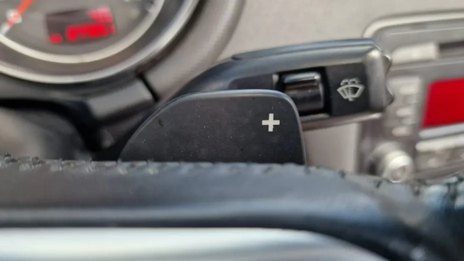AUDI TT -