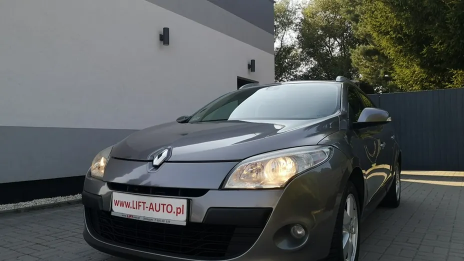 RENAULT Megane -