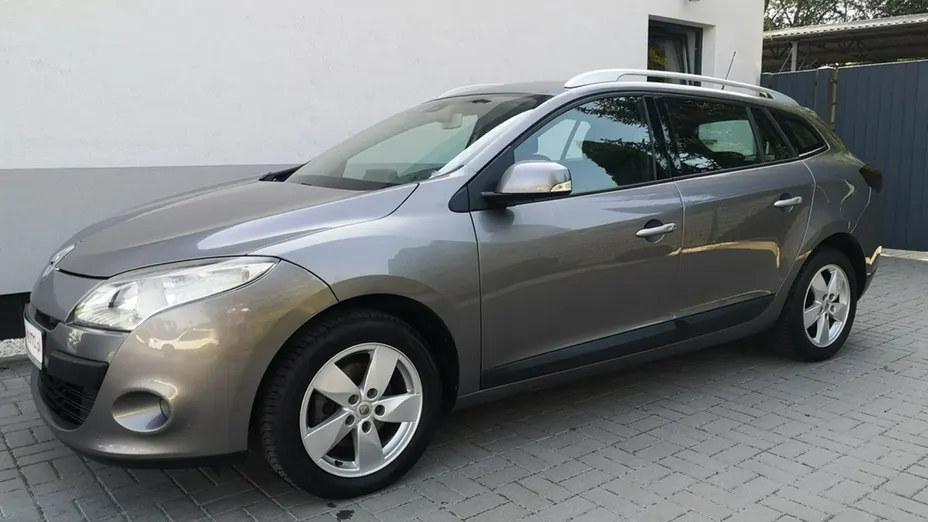 RENAULT Megane -
