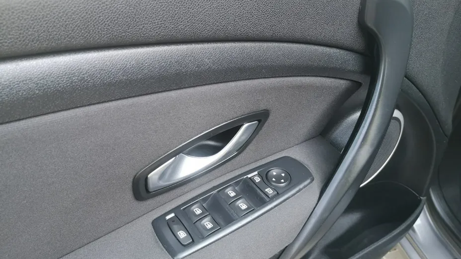 RENAULT Megane -