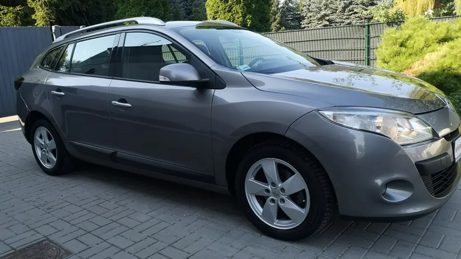 RENAULT Megane -