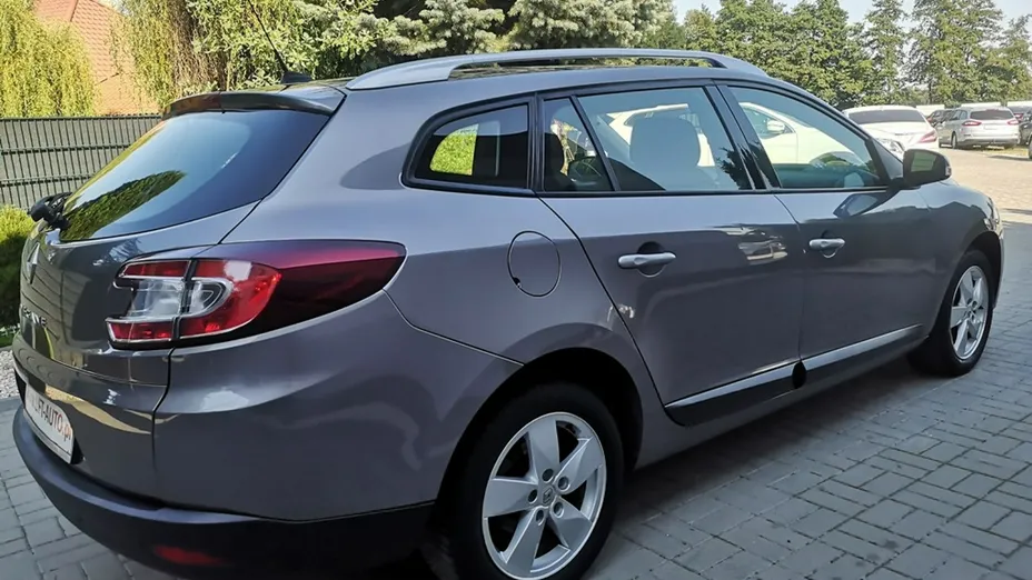 RENAULT Megane -