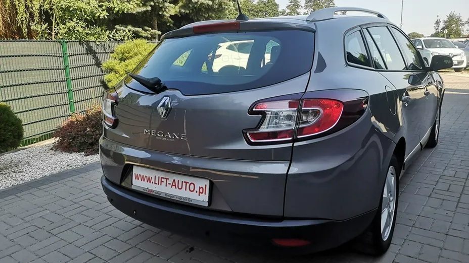 RENAULT Megane -