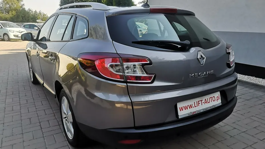 RENAULT Megane -