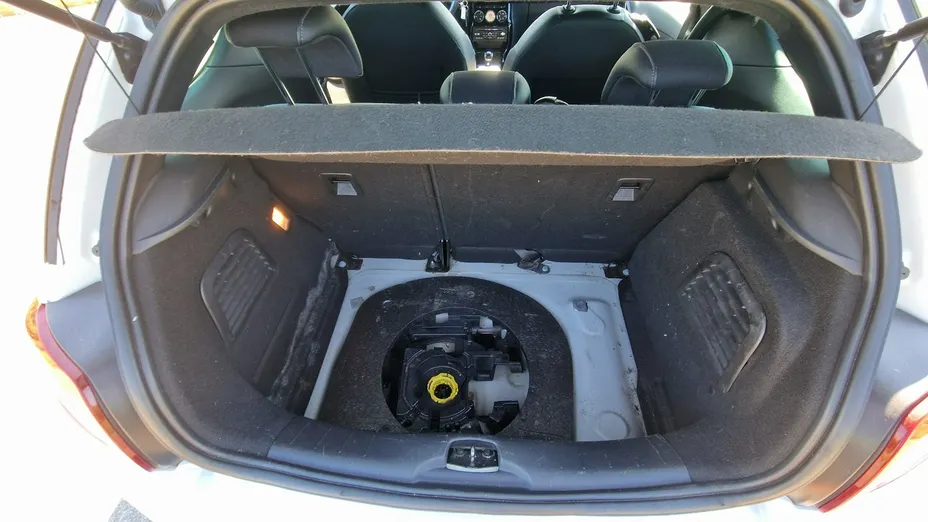 CITROEN DS3 -