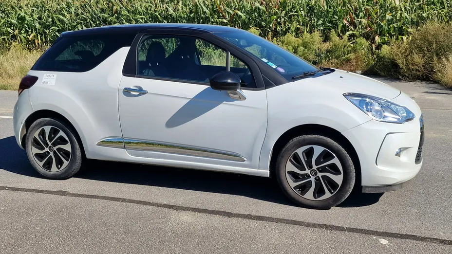 CITROEN DS3 -