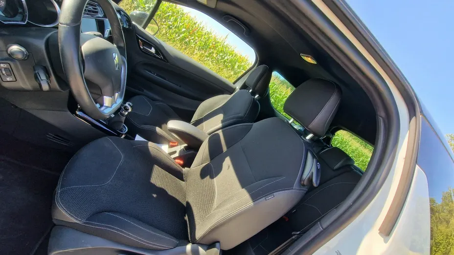 CITROEN DS3 -