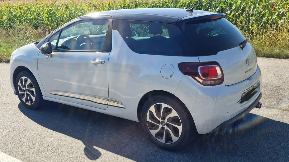 CITROEN DS3 -