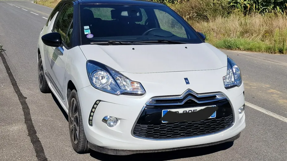 CITROEN DS3 -