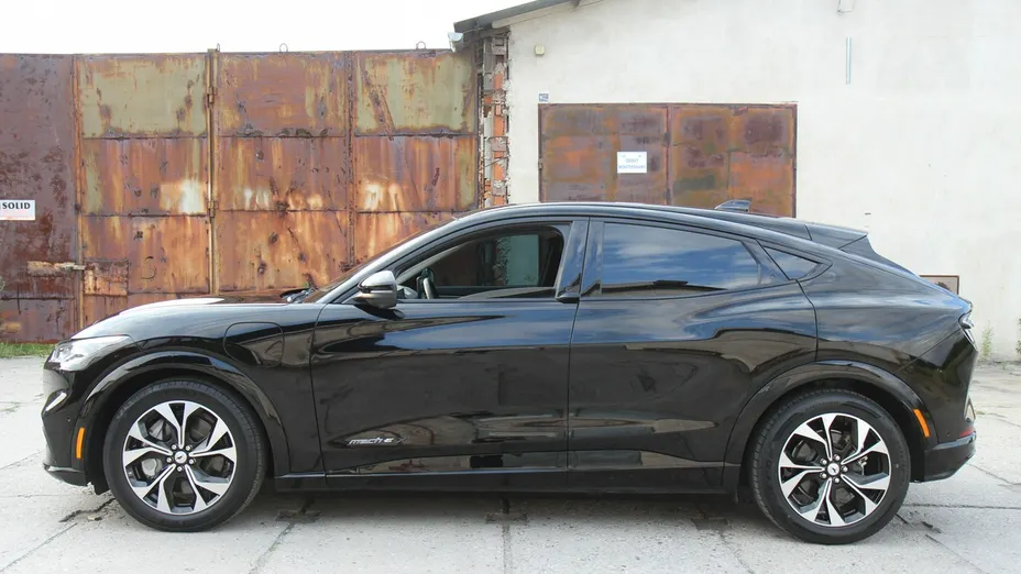 FORD Mustang Mach-E -