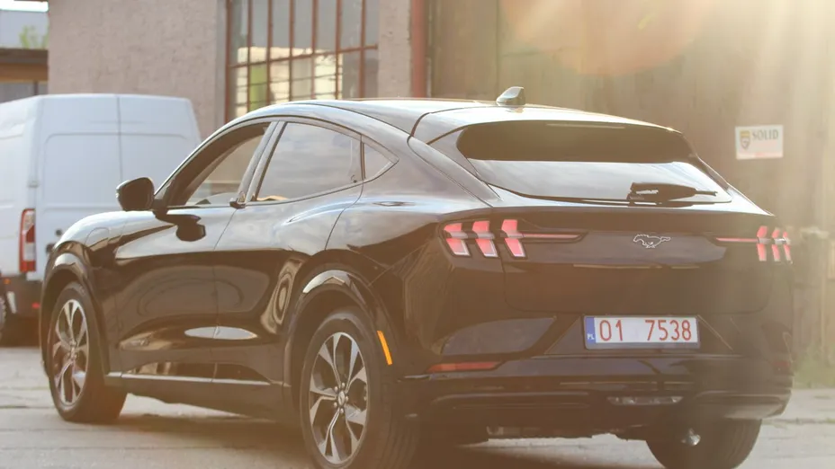 FORD Mustang Mach-E -