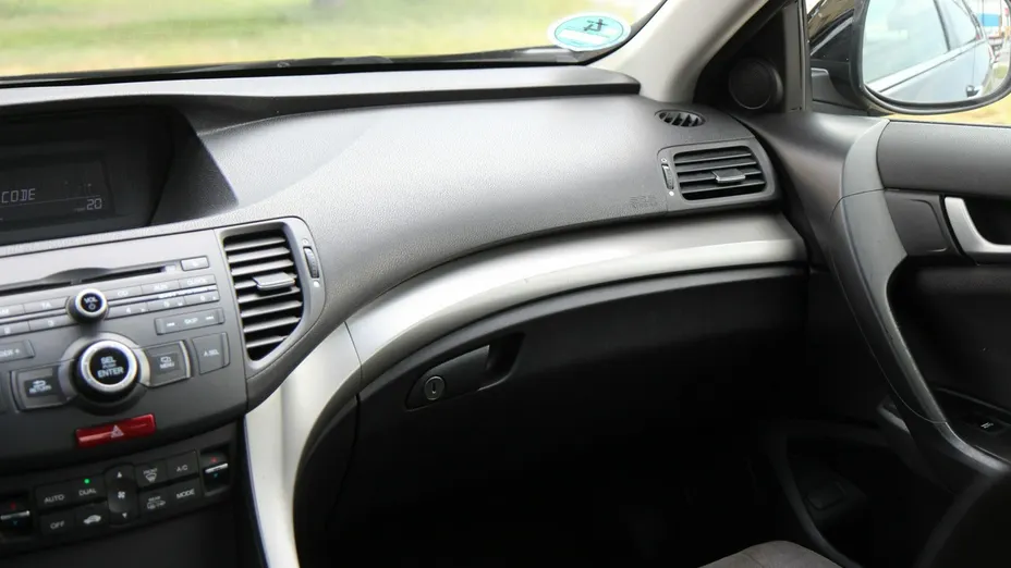 HONDA Accord -