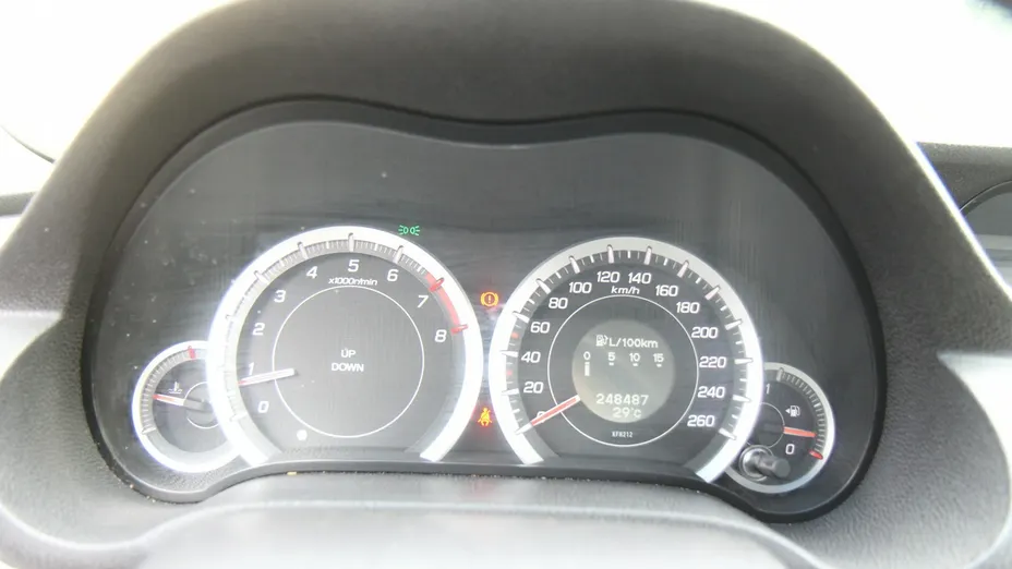 HONDA Accord -