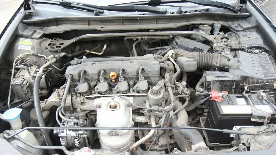 HONDA Accord -
