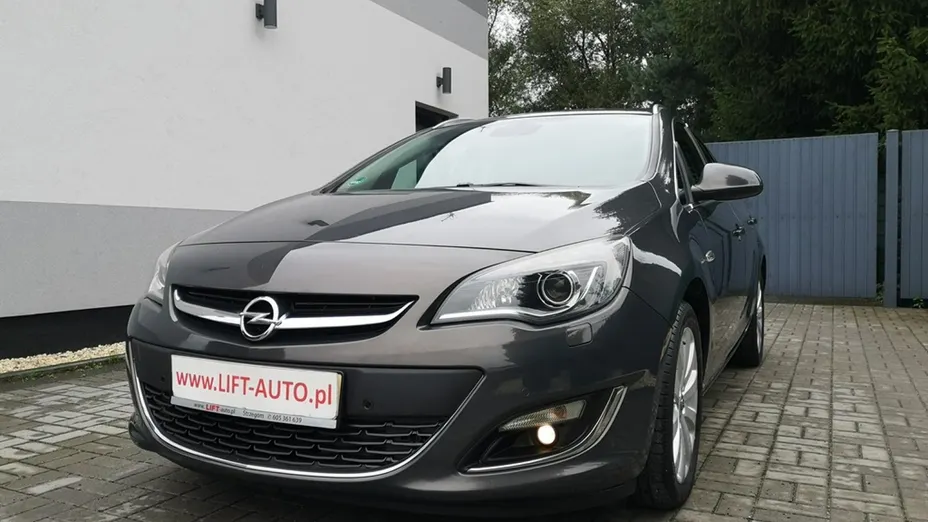 OPEL Astra -