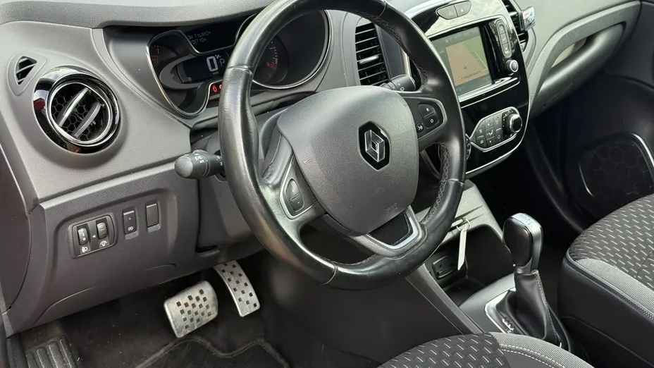 RENAULT Captur -