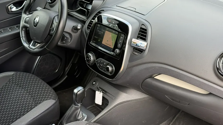 RENAULT Captur -