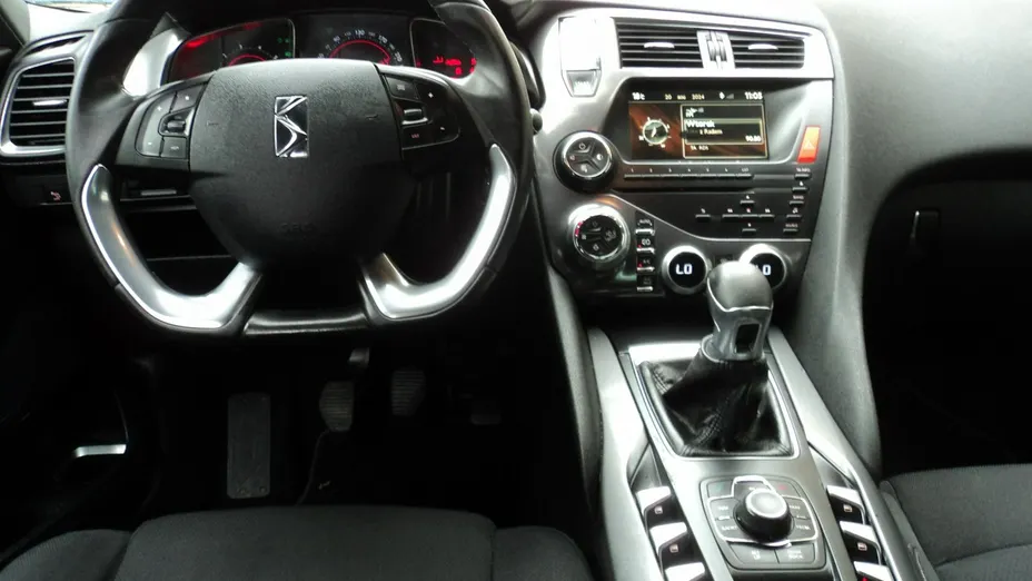 CITROEN DS5 -