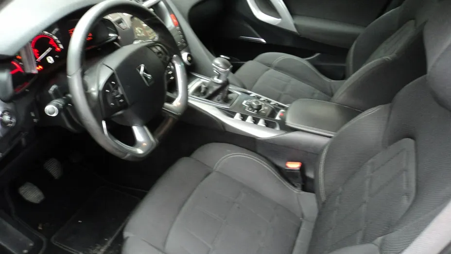 CITROEN DS5 -