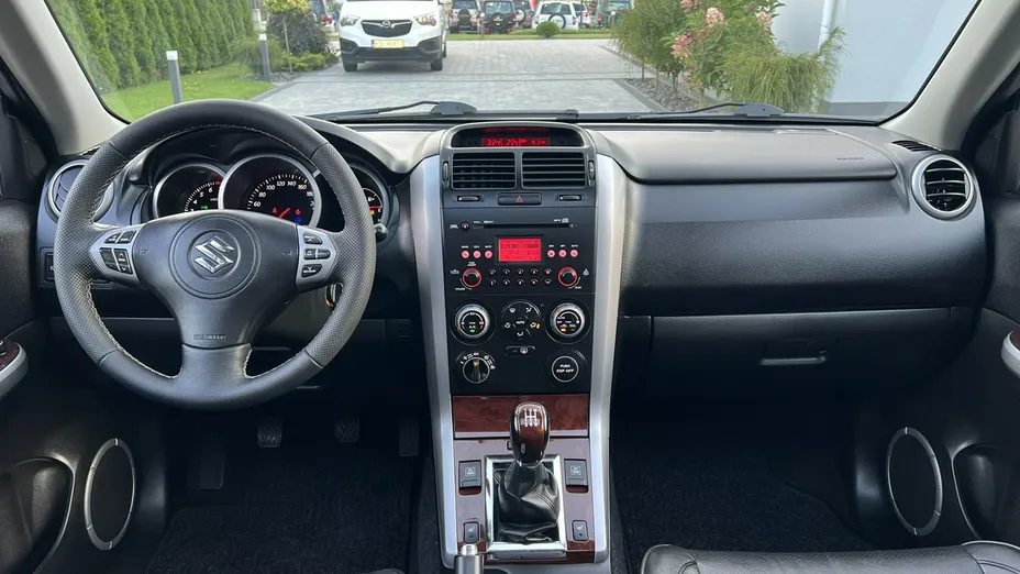 SUZUKI Grand Vitara -