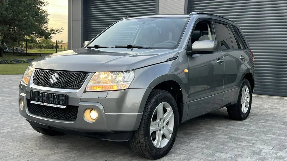 SUZUKI Grand Vitara -