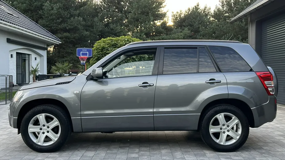SUZUKI Grand Vitara -