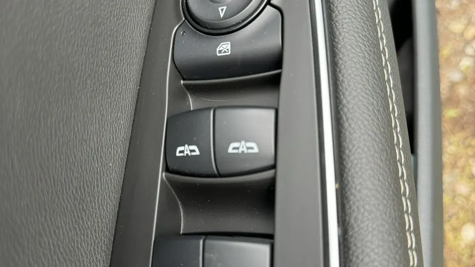 OPEL Insignia -