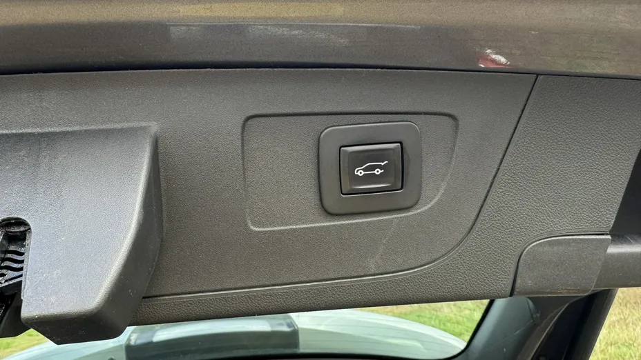 OPEL Insignia -