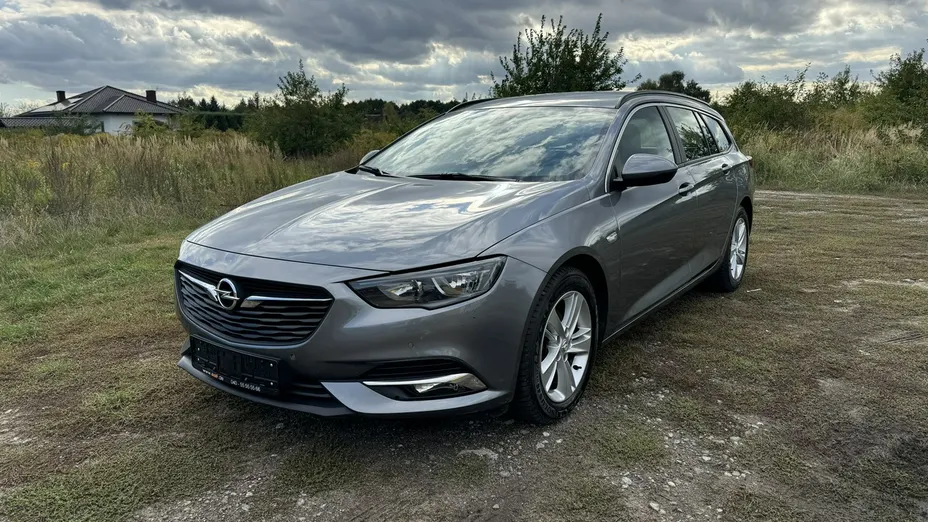 OPEL Insignia -