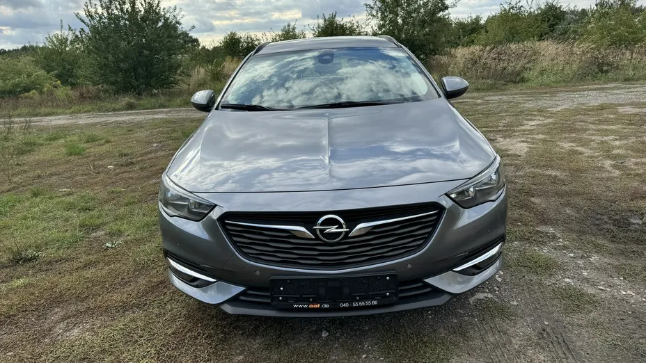 OPEL Insignia -