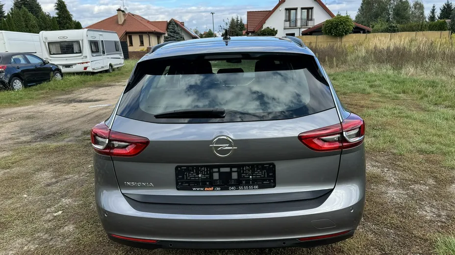 OPEL Insignia -