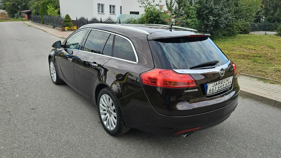 OPEL Insignia -